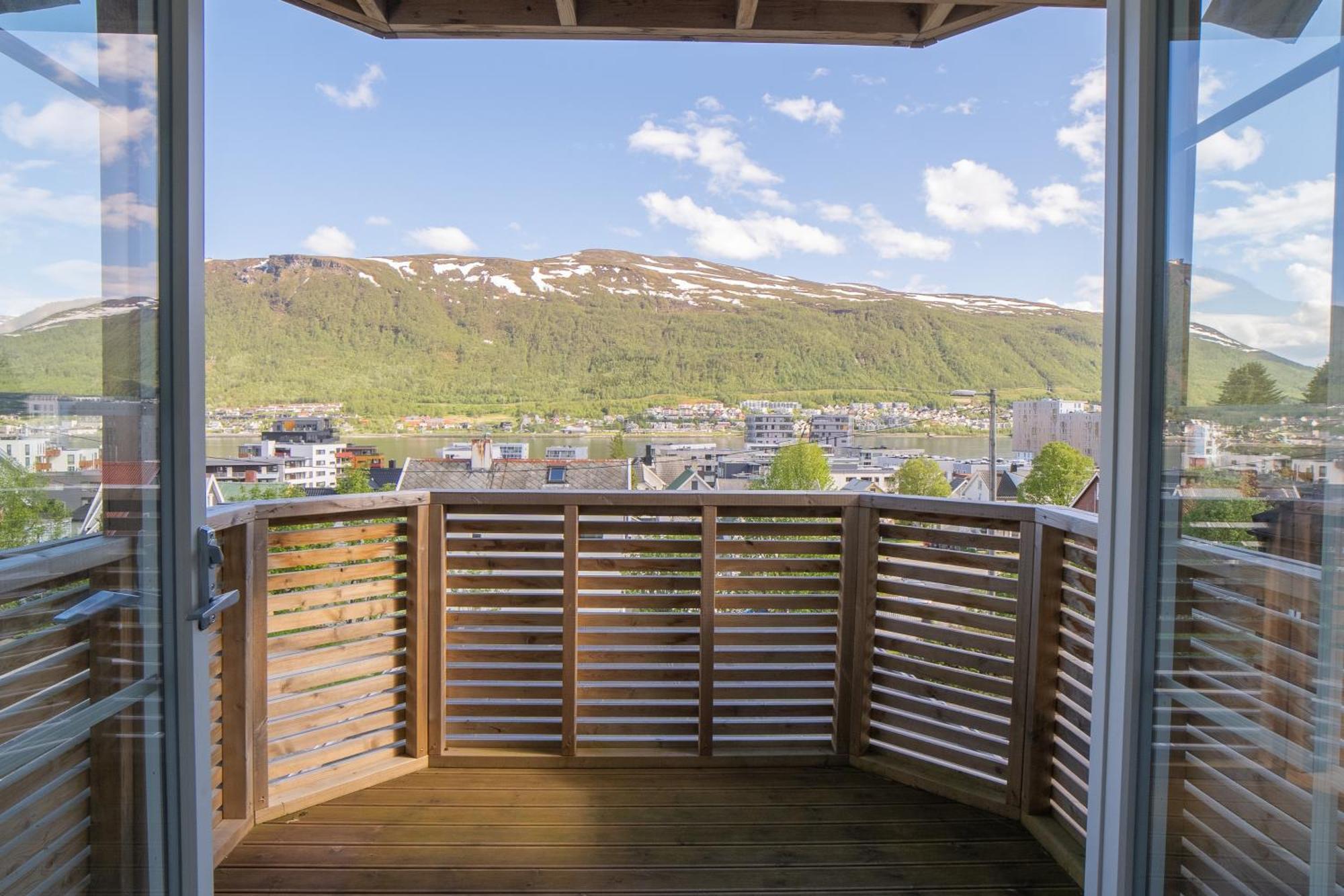 Modern House With Great View! Apartamento Tromsø Exterior foto